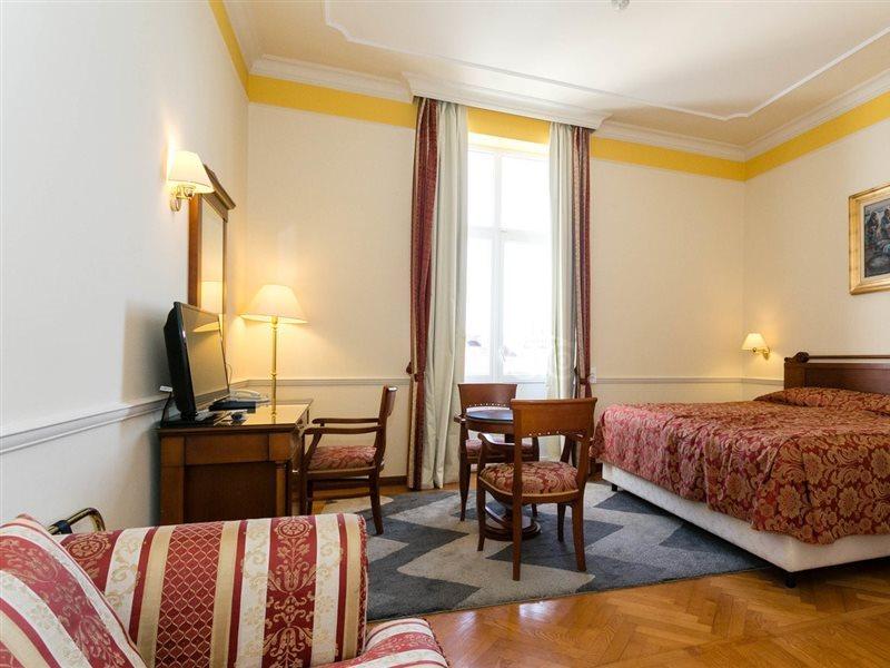 Hotel Continental Opatija Ngoại thất bức ảnh